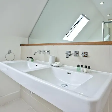 10 The Whitehouse, Watergate Bay Apartment