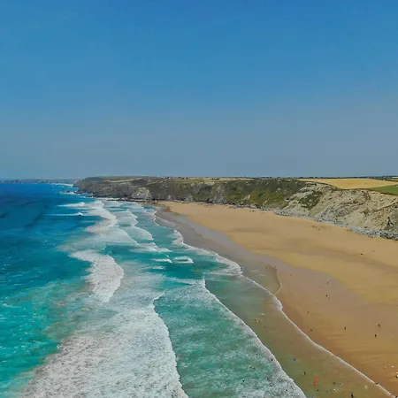 Apartment 10 The Whitehouse, Watergate Bay Mawgan Porth